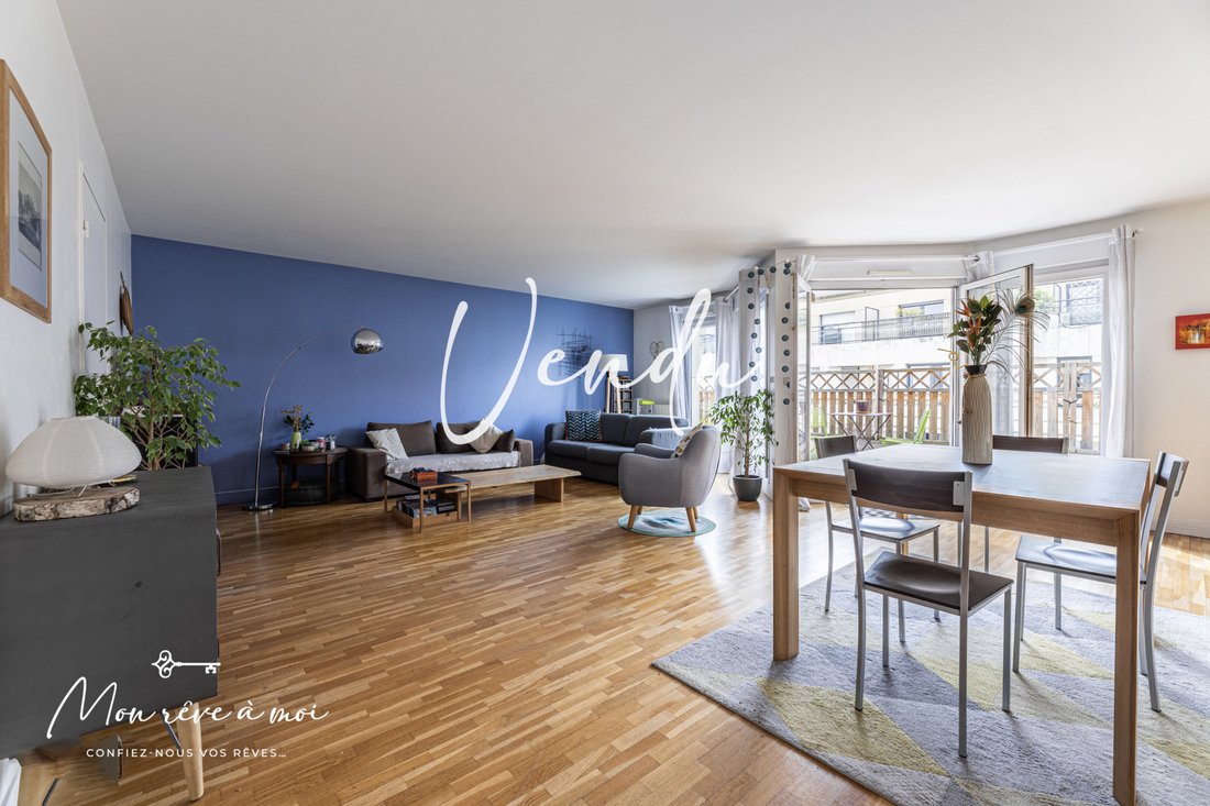 Apartment in Plateau Ouest, Suresnes, France 1 - 15960448
