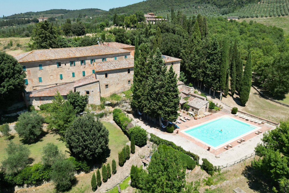 Country House in Asciano, Tuscany, Italy 1 - 15959078
