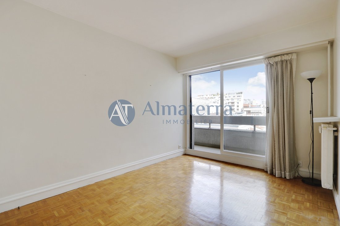 Apartment in Montorgueil-Saint Denis, Paris 2e Arrondissement, Paris 4 - 15960587