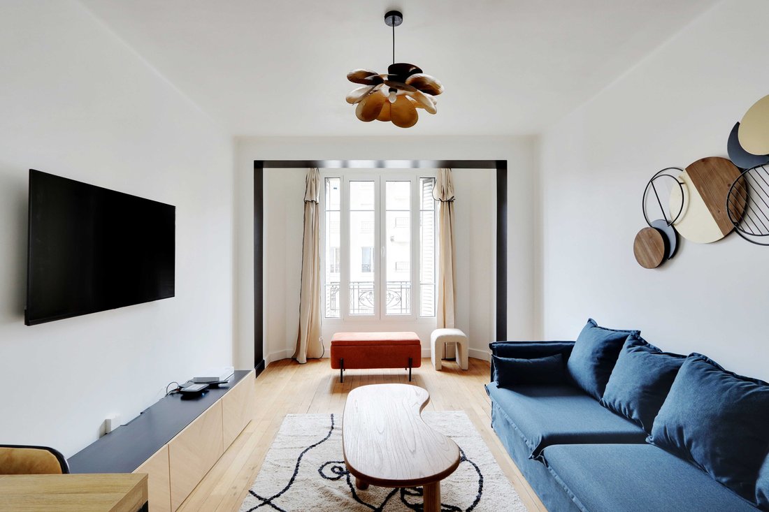 Apartment in Saint-Mande, Ile-de-France, France 1 - 15960154