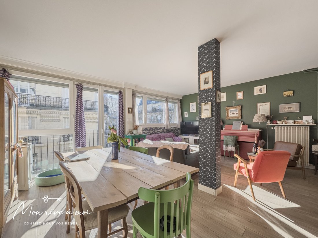 Apartment in Palais Royal, Paris 1er Arrondissement, Paris 3 - 15961044