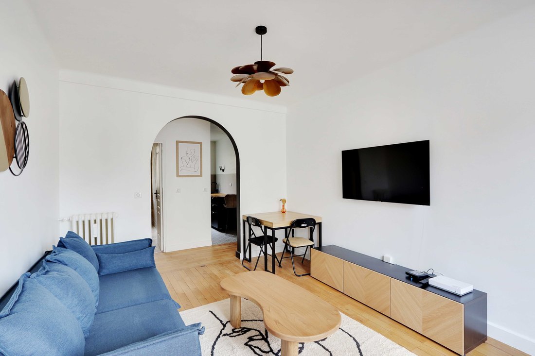 Apartment in Saint-Mande, Ile-de-France, France 2 - 15960154