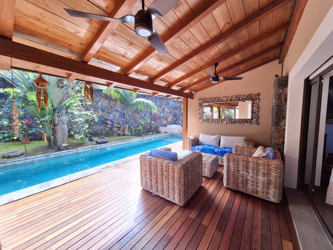 Villa in Grande Riviere Noire, Rivière Noire District, Mauritius 5 - 15959339