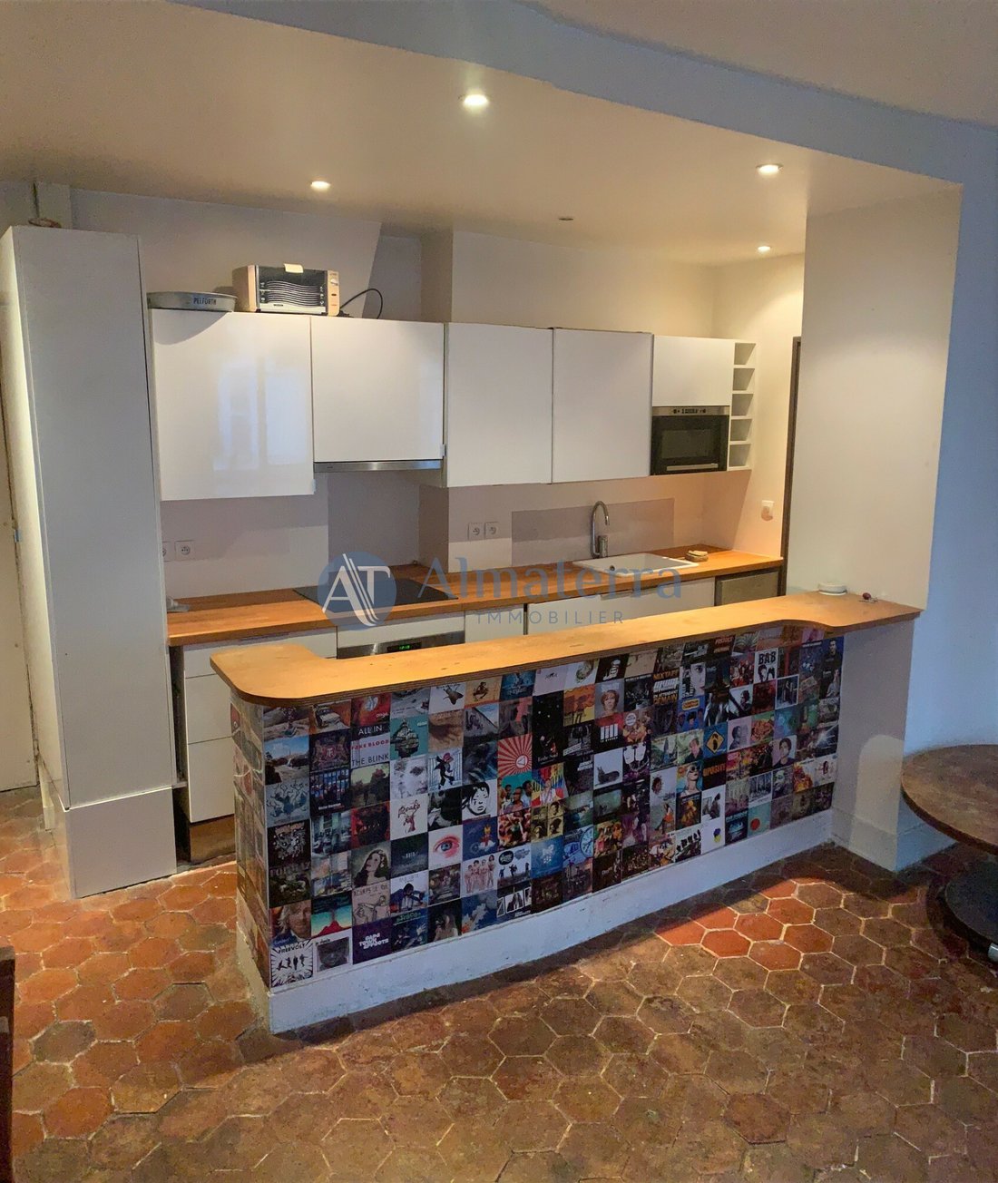 Apartment in Lorette-Martyrs, Paris 9e Arrondissement, Paris 4 - 15960379