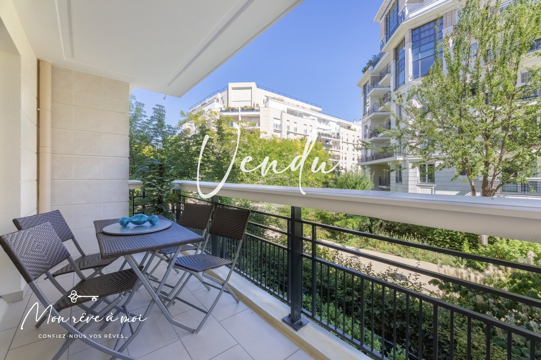 Apartment in Hôtel de Ville, Courbevoie, France 1 - 15960827