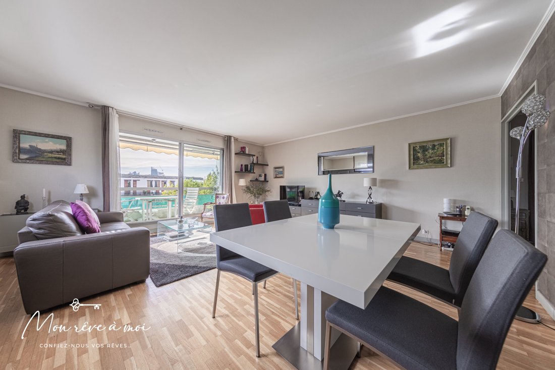 Apartment in Hôtel de Ville, Courbevoie, France 2 - 15959447