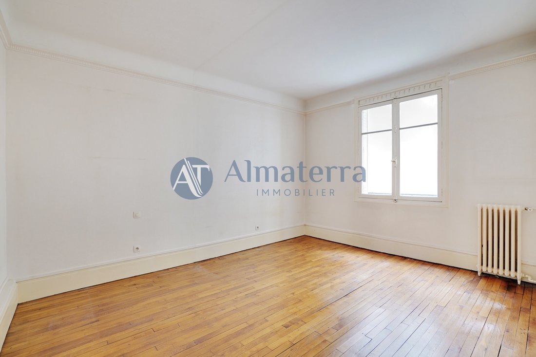 Apartment in Lorette-Martyrs, Paris 9e Arrondissement, Paris 5 - 15960122