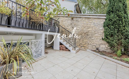 House in Chatou, Ile-de-France, France 1