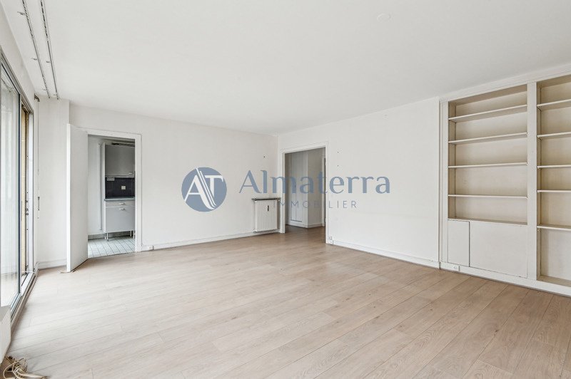 Apartment in Montorgueil-Saint Denis, Paris 2e Arrondissement, Paris 5 - 15960362