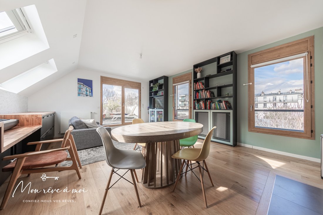 Apartment in Clignancourt-Jules Joffrin, Paris 18e Arrondissement, Paris 4 - 15960928