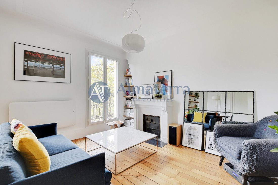 Apartment in Lorette-Martyrs, Paris 9e Arrondissement, Paris 2 - 15960533