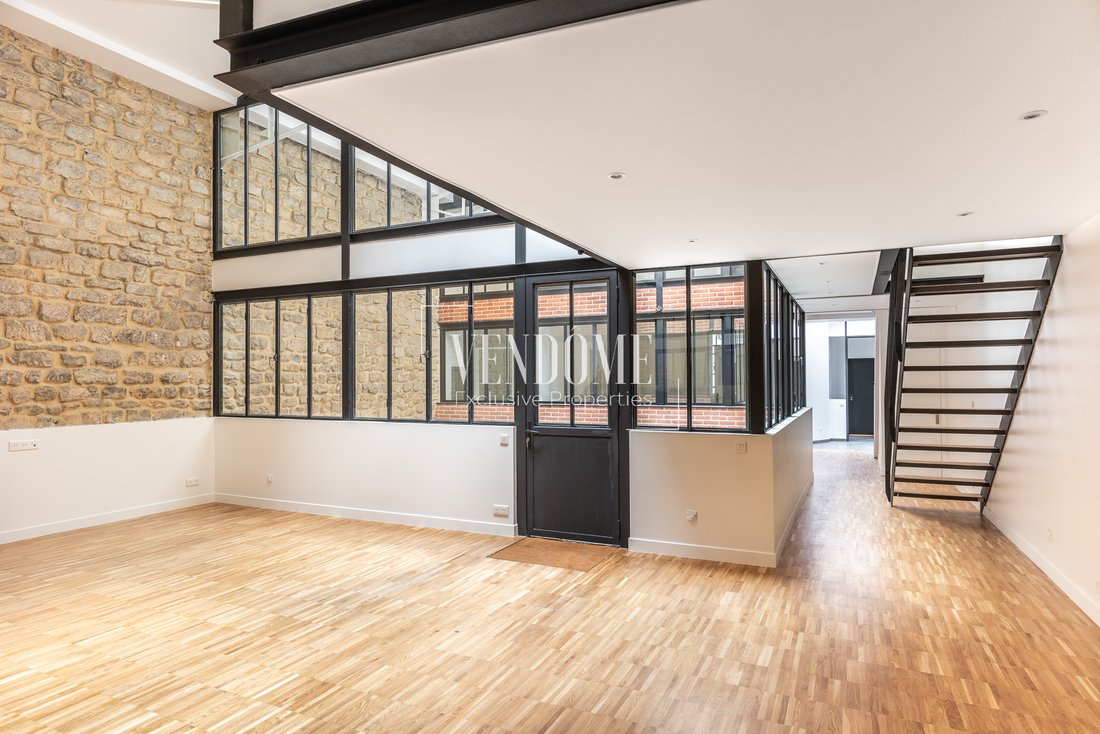 Apartment in Montorgueil-Saint Denis, Paris 2e Arrondissement, Paris 3 - 15959898