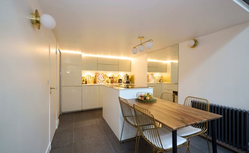 Apartment in Perouses, Paris, Ile-de-France 1