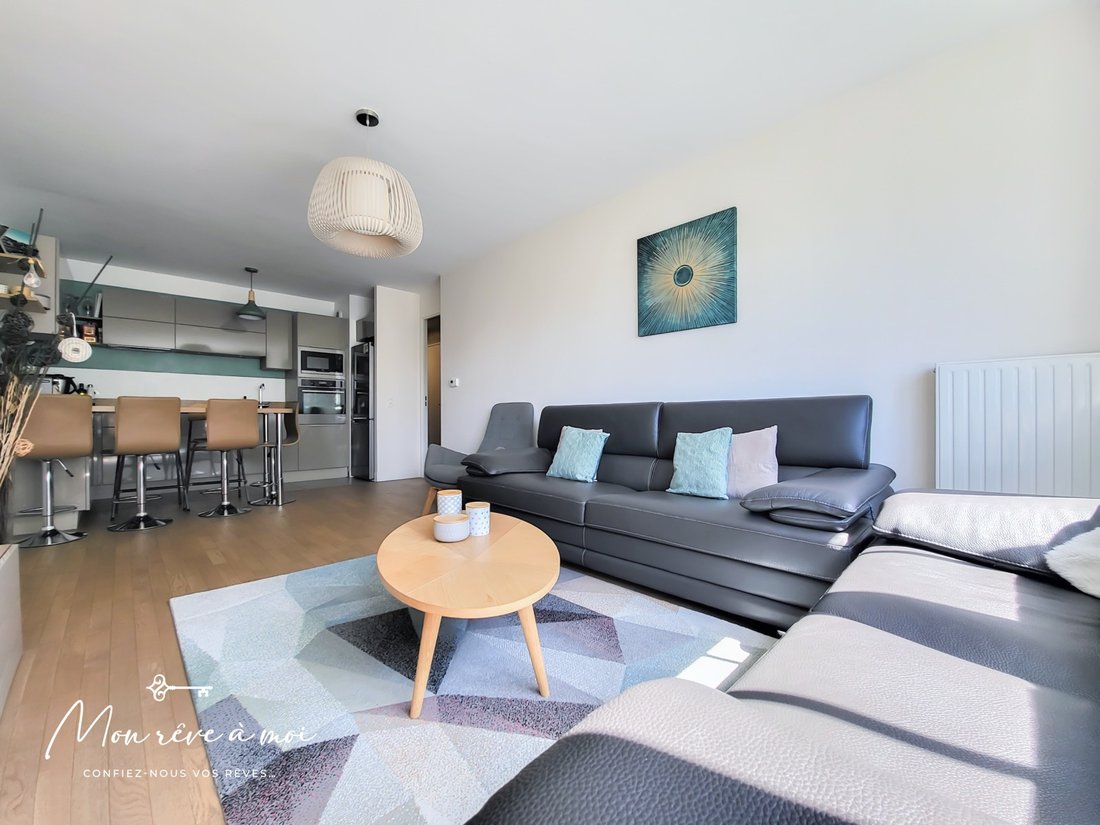 Apartment in Puteaux, Ile-de-France, France 2 - 15960665