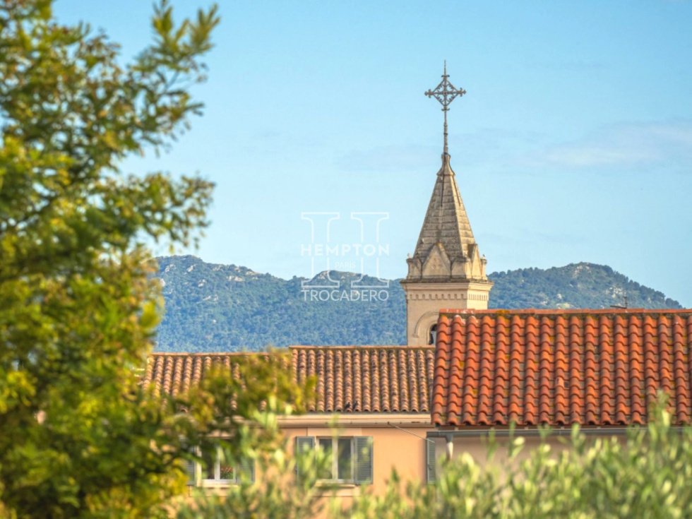 Estate in Nord, Sanary-sur-Mer, France 5 - 15960438