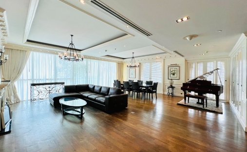 Condo in Bang Phong Phang, Krung Thep Maha Nakhon, Thailand 1