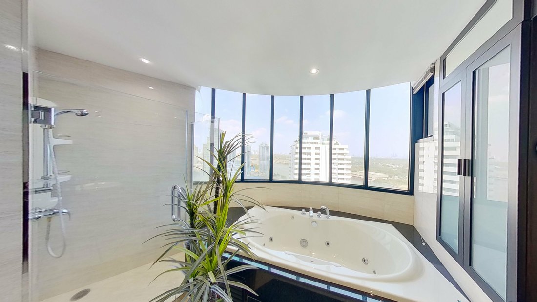 Condo in Bang Phong Phang, Krung Thep Maha Nakhon, Thailand 5 - 15965291