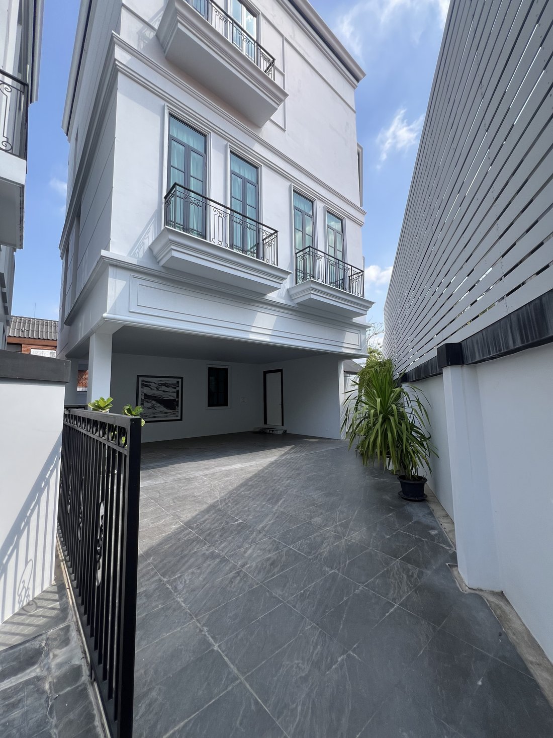 House in Phra Khanong Nuea, Bangkok, Thailand 1 - 15963618
