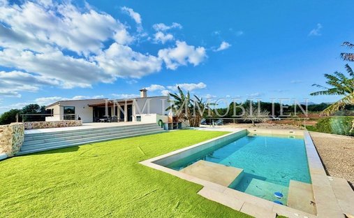 Finca in Campos, Balearic Islands, Spain 1