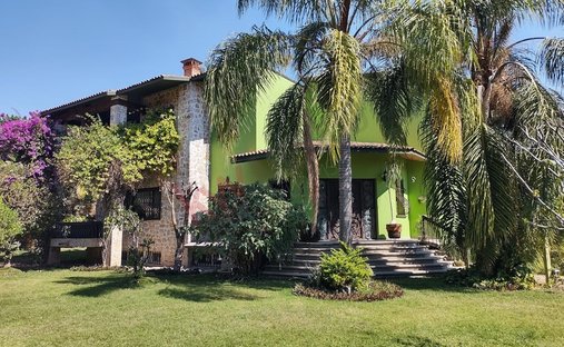House in Yautepec de Zaragoza, Morelos, Mexico 1