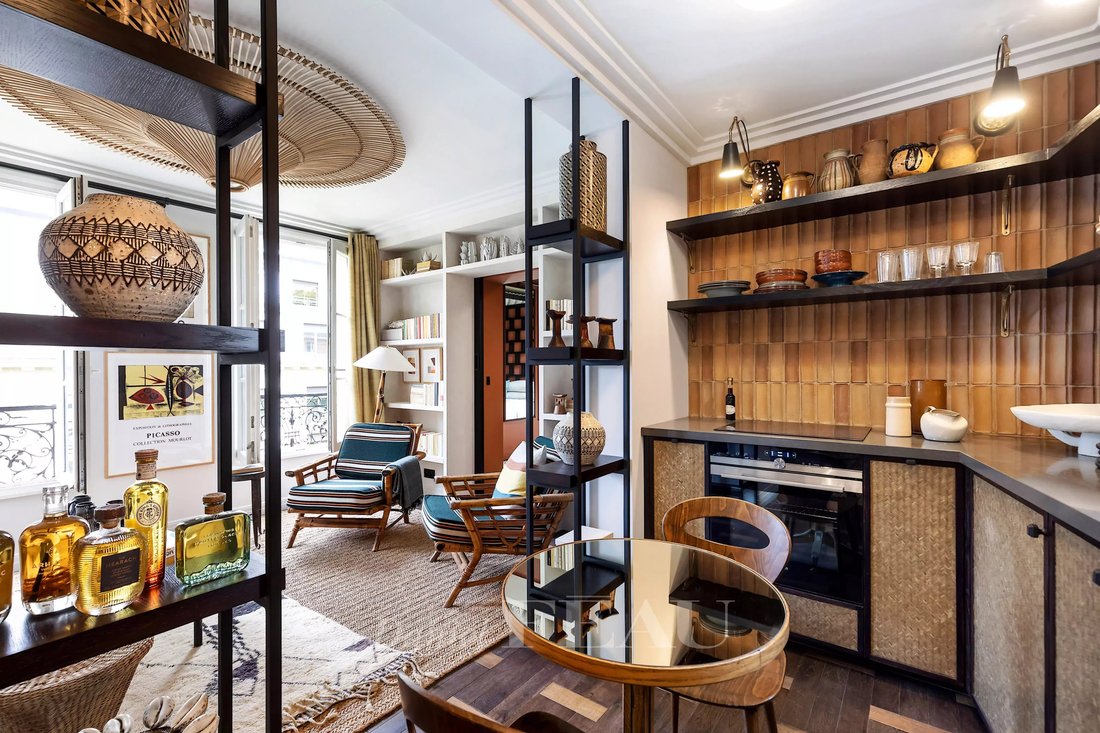 Apartment in Saint Philippe du Roule, Paris 8e Arrondissement, Paris 4 - 15960991