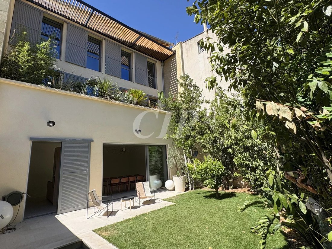 Townhouse in Mazarin-Opéra-Bellegarde-Mairie, Aix-en-Provence, France 3 - 15909583
