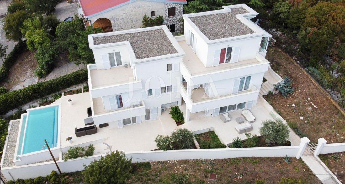 House in Grad Crikvenica, Primorje-Gorski Kotar County, Croatia 2 - 15962462