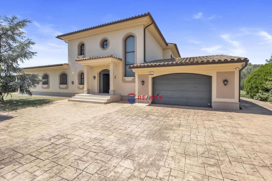 House in Peralada, Catalonia, Spain 3 - 15963900