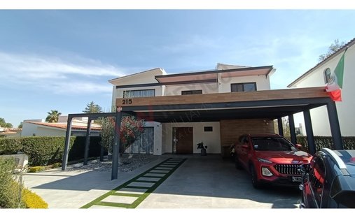 House in San Gil, Querétaro, Mexico 1