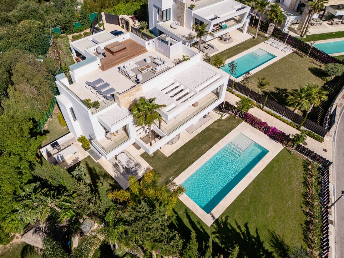 Villa in Marbella, Andalusia, Spain 1 - 15964324