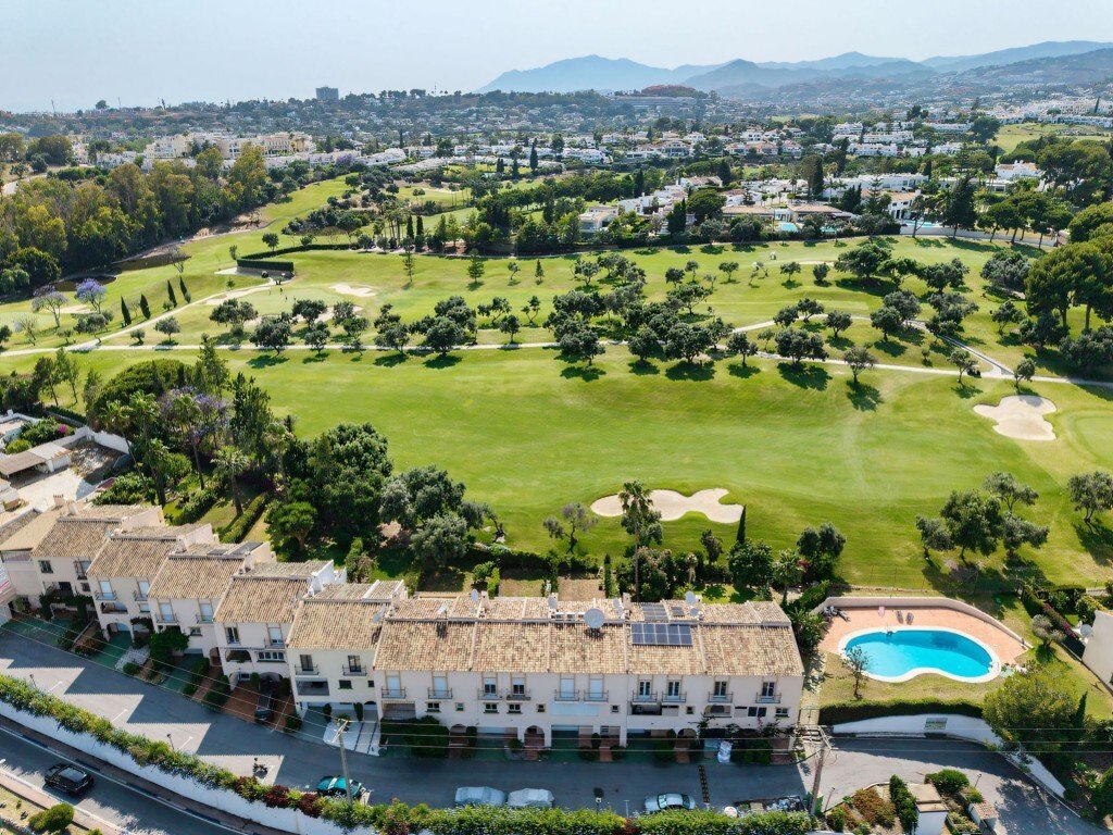 House in Nueva Andalucia, Marbella, Spain 2 - 15962412