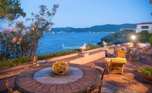 Villa in Marciana Marina, Tuscany, Italy 1