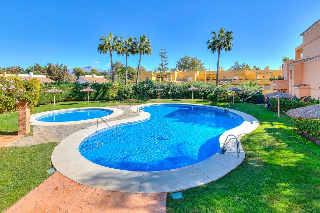 Penthouse in Guadalmina Alta, San Pedro de Alcantara, Spain 1 - 15961362