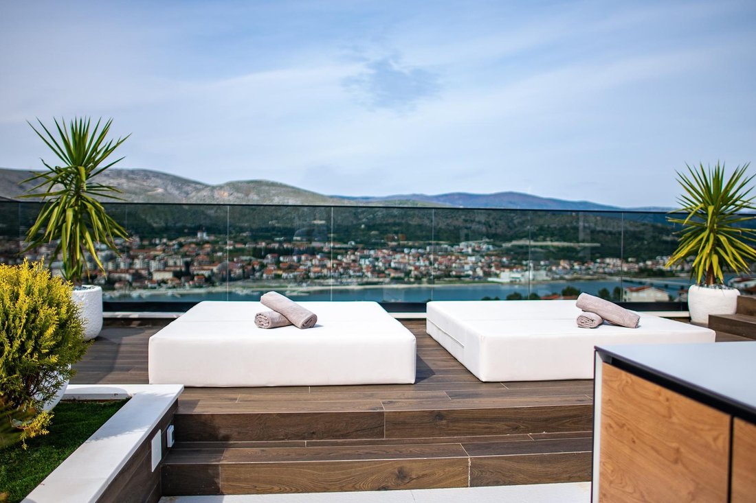 Villa in Trogir, Split-Dalmatia County, Croatia 2 - 15962341