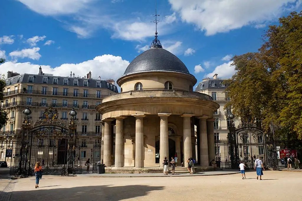 Apartment in Hoche-Friedland, Paris 8e Arrondissement, Paris 1 - 15960247