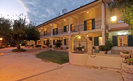 Villa in Pollutri, Abruzzo, Italy 1