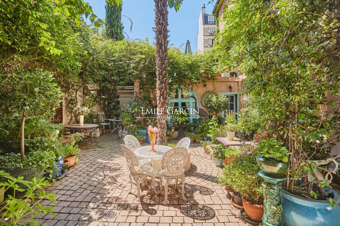 Villa in Clignancourt-Jules Joffrin, Paris 18e Arrondissement, Paris 1 - 15961170