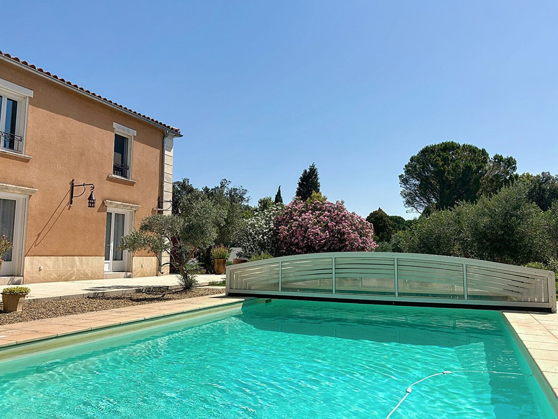 Villa in Ouest, Rochefort-du-Gard, France 2 - 15961078