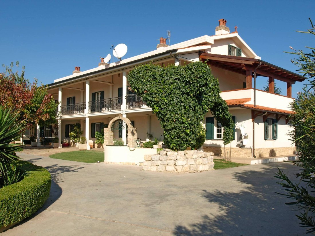 Villa in Pollutri, Abruzzo, Italy 3 - 15962652