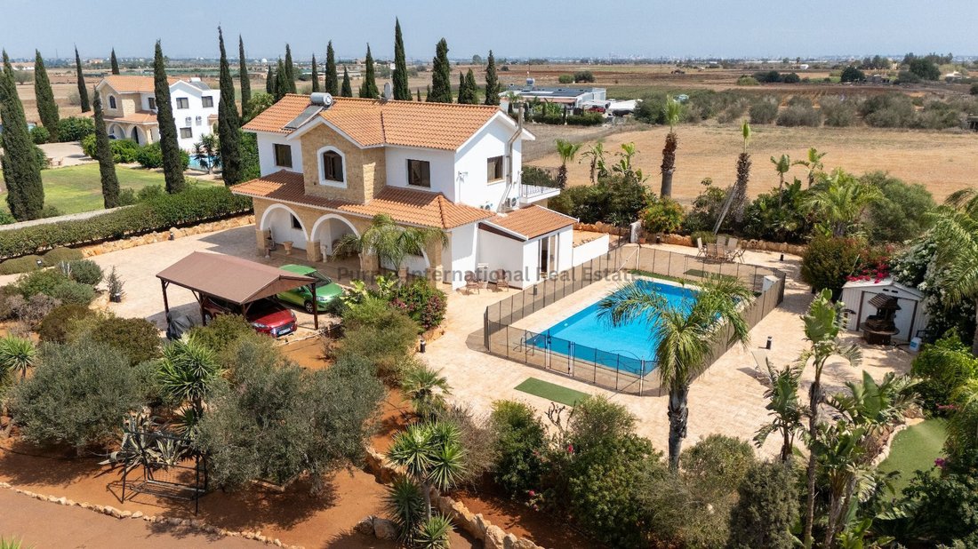 Villa in Frenaros, Famagusta, Cyprus 1 - 15960923
