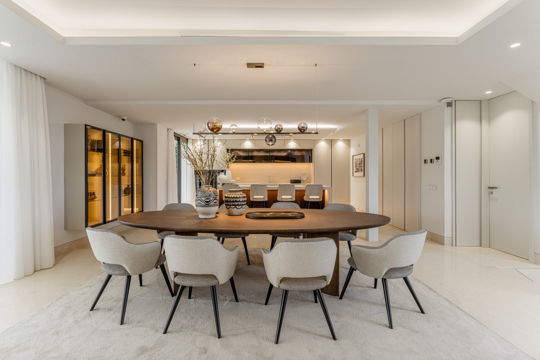 Villa in Marbella, Andalusia, Spain 3 - 15964324