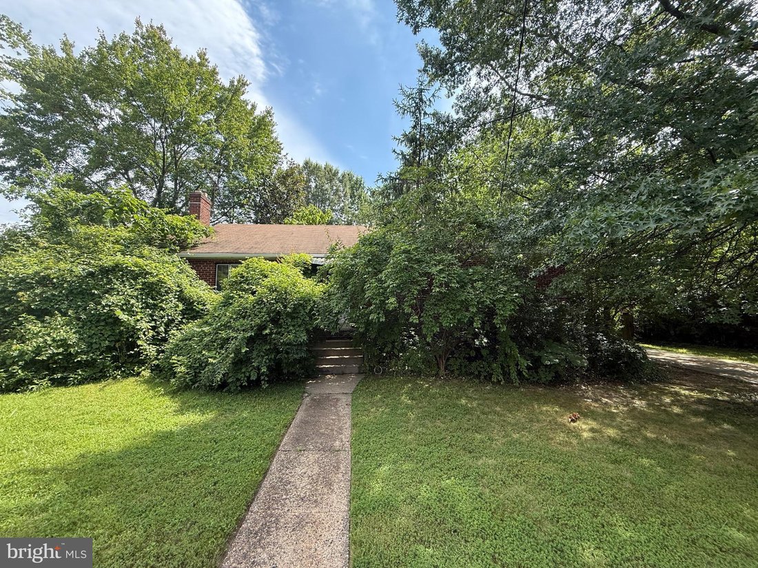House in Arlington, Virginia, United States 2 - 15963336