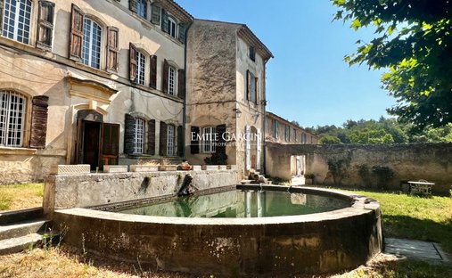 Villa à Ansouis, Provence-Alpes-Côte d'Azur, France 1