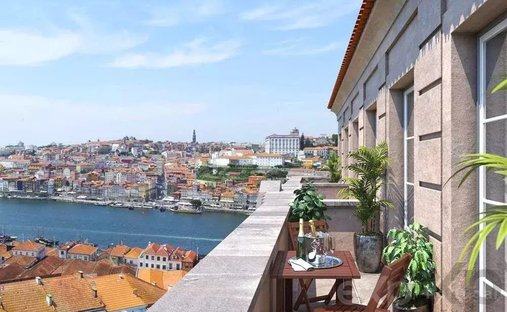 Apartment in Santa Marinha e Sao Pedro da Afurada, Porto District, Portugal 1