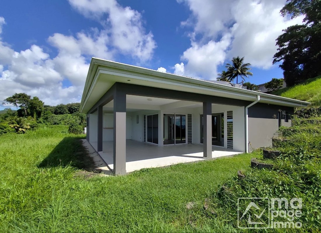 Villa in Saint Joseph, Fort-de-France, Martinique 2 - 15962214