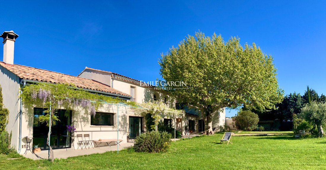 Villa in Châteaurenard, Provence-Alpes-Côte d'Azur, France 1 - 15960645