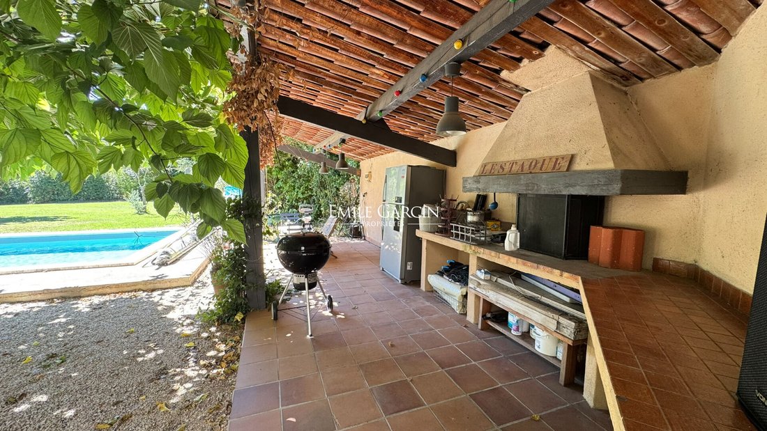 Villa in Granettes-Jauberte-Sainte Anne, Aix-en-Provence, France 5 - 15960790