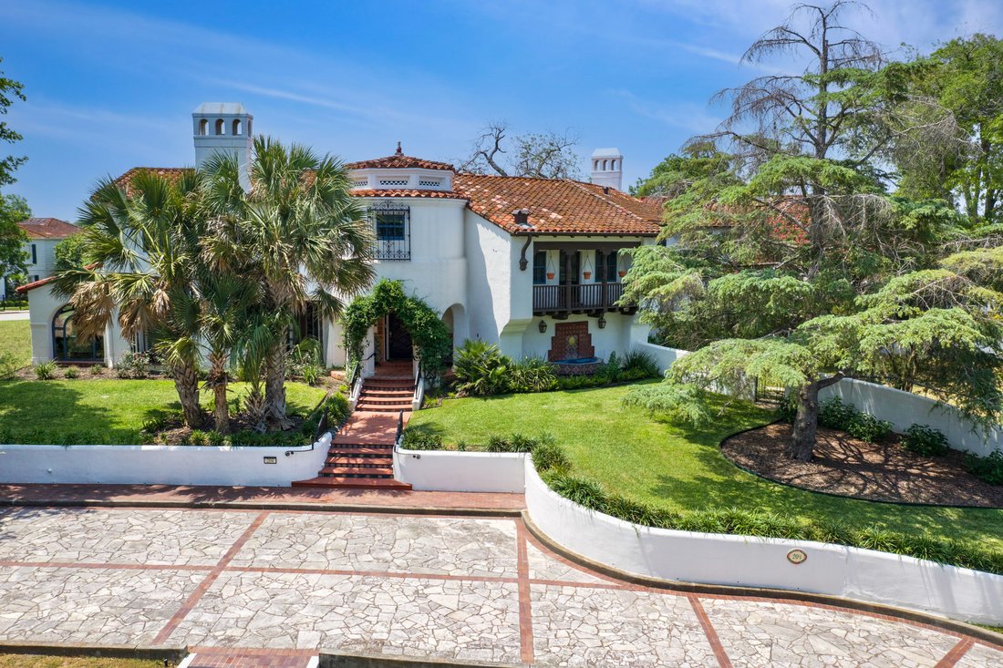 House in San Antonio, Texas, United States 2 - 15961824