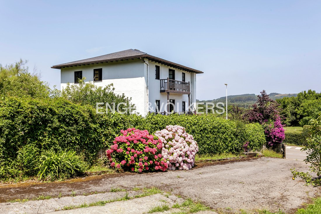 House in Arnuero, Cantabria, Spain 5 - 15962747