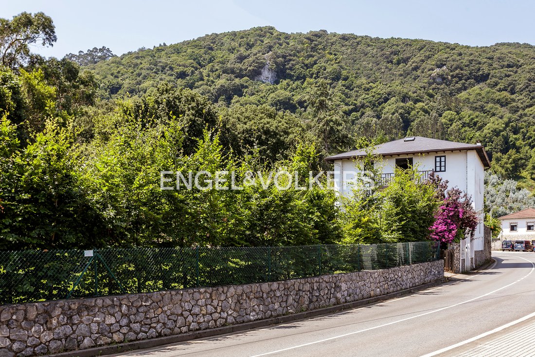 House in Arnuero, Cantabria, Spain 3 - 15962747